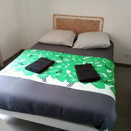 Xl & Parking Gratuit Apartment